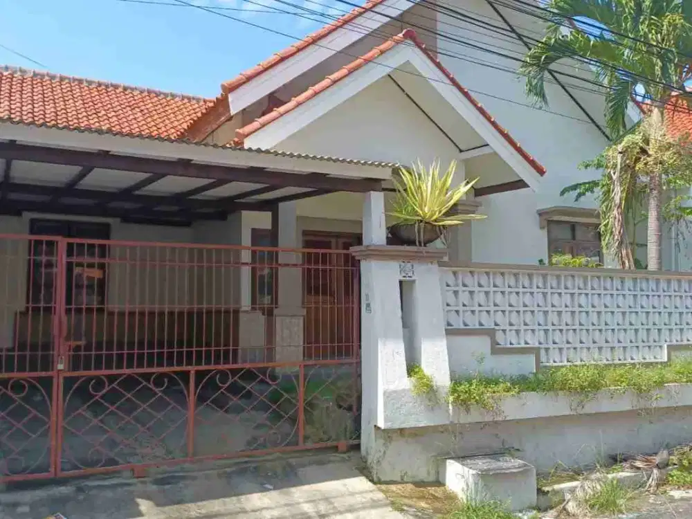 Rumah Nyaman Strategis Taman Griya Jimbaran Bali