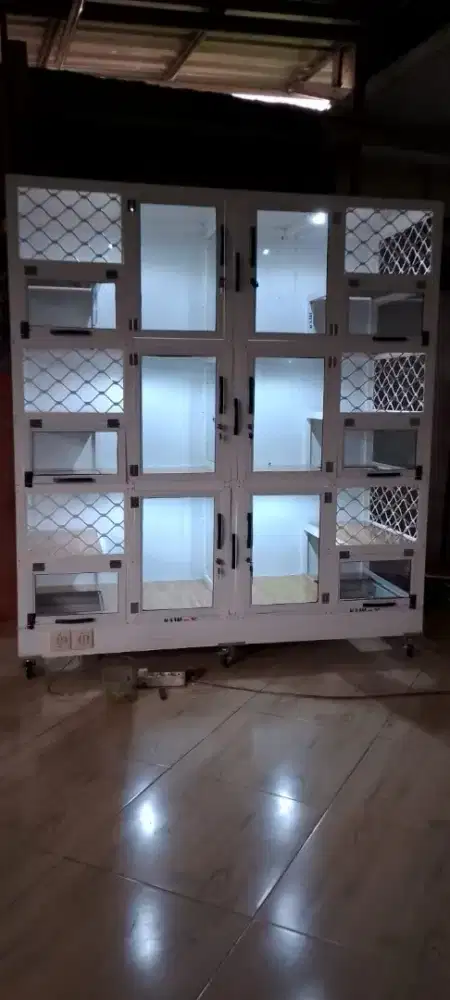 kandang kucing alumunium mewah