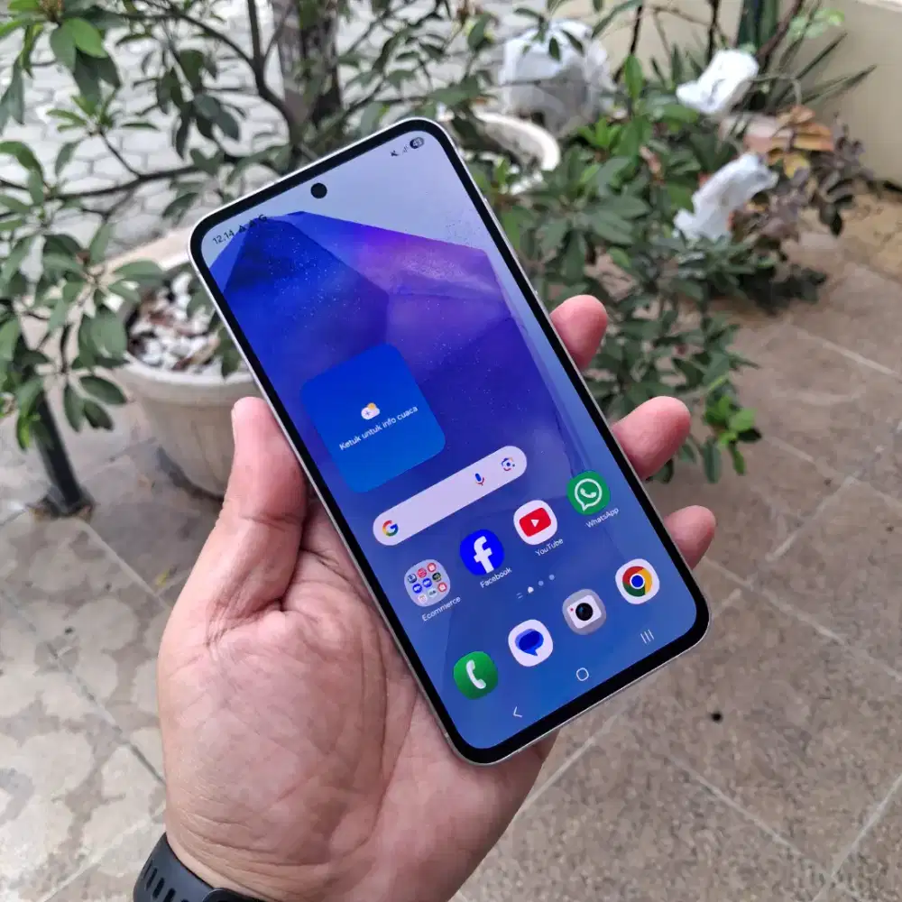 Samsung A55 5G 8/256GB mulus masih garansi resmi