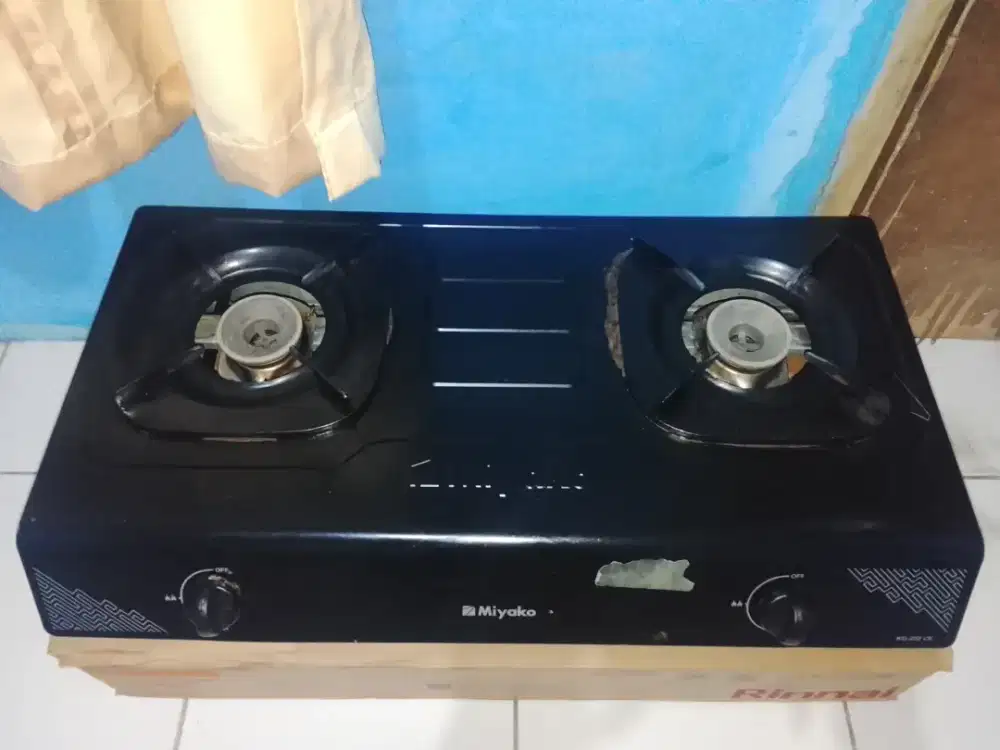 Kompor gas miyako 2 tungku