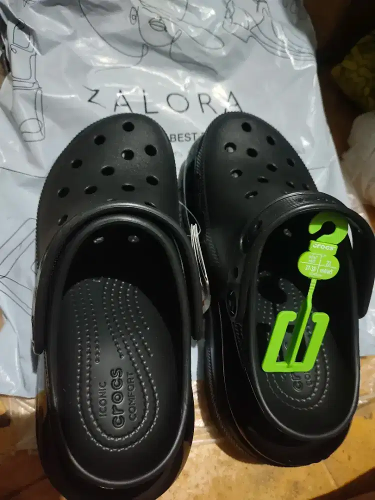 Sendal Mega cross clog