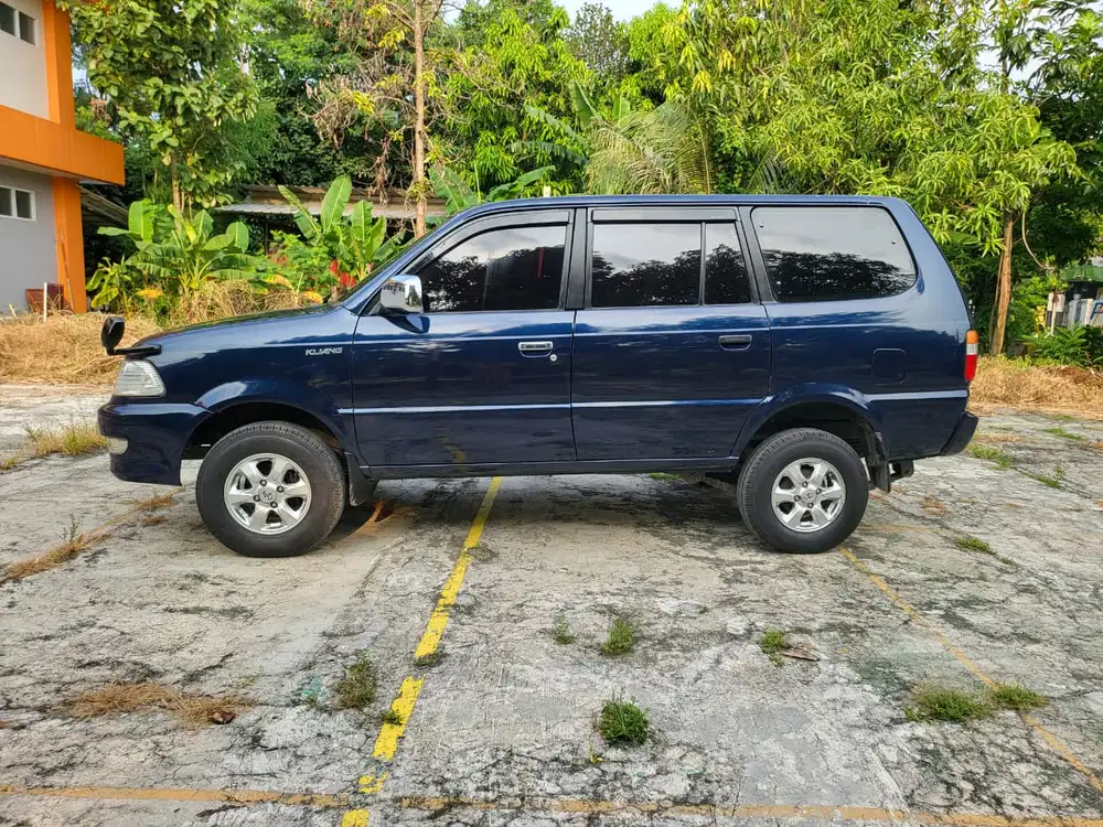 Toyota Kijang lgx 1.8 manual mt 2003