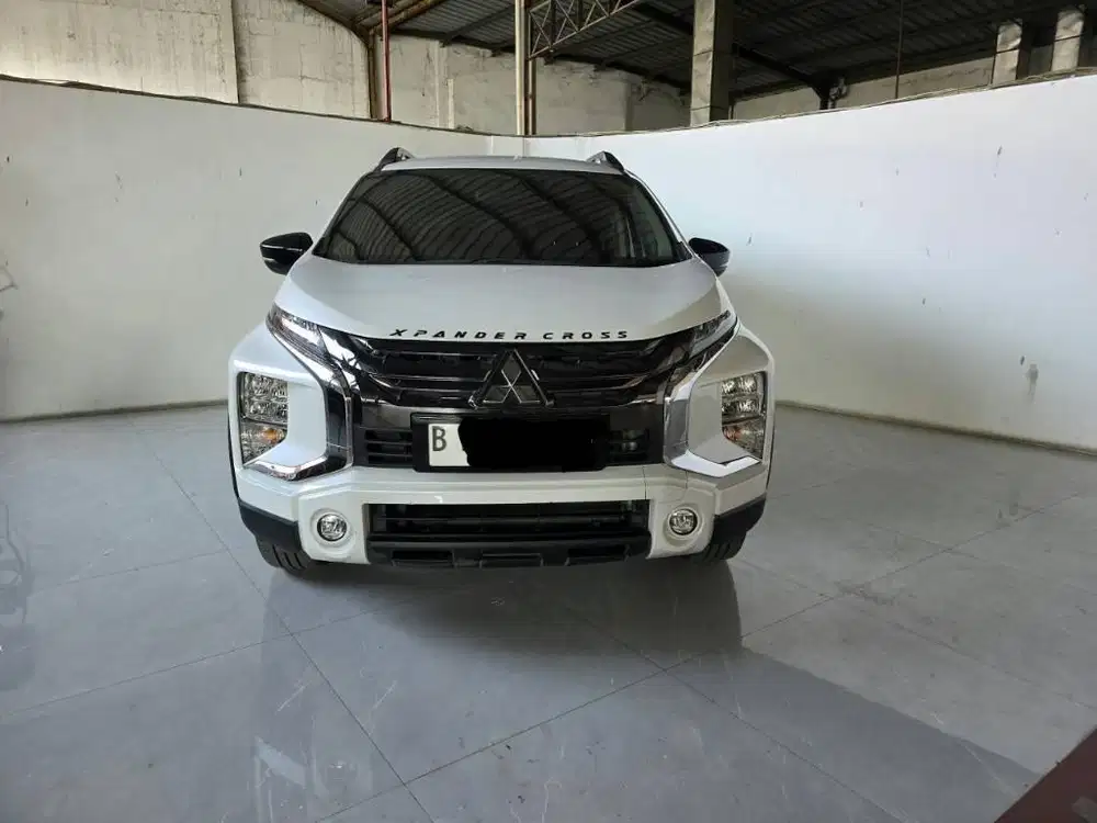Mitsubishi Xpander Cross Rockford BlackEdition AT 2021 Putih Km 51rban