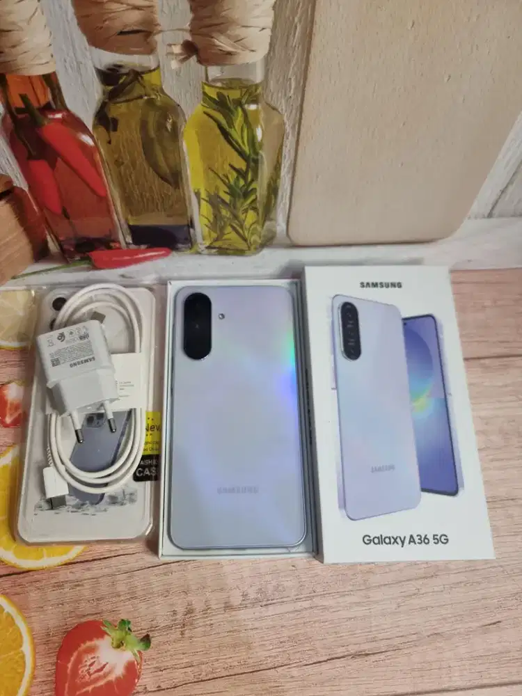 Jual hp likeNEW SAMSUNG A36 5g 8/256 ISTIMEWA grns jalan free adaptor