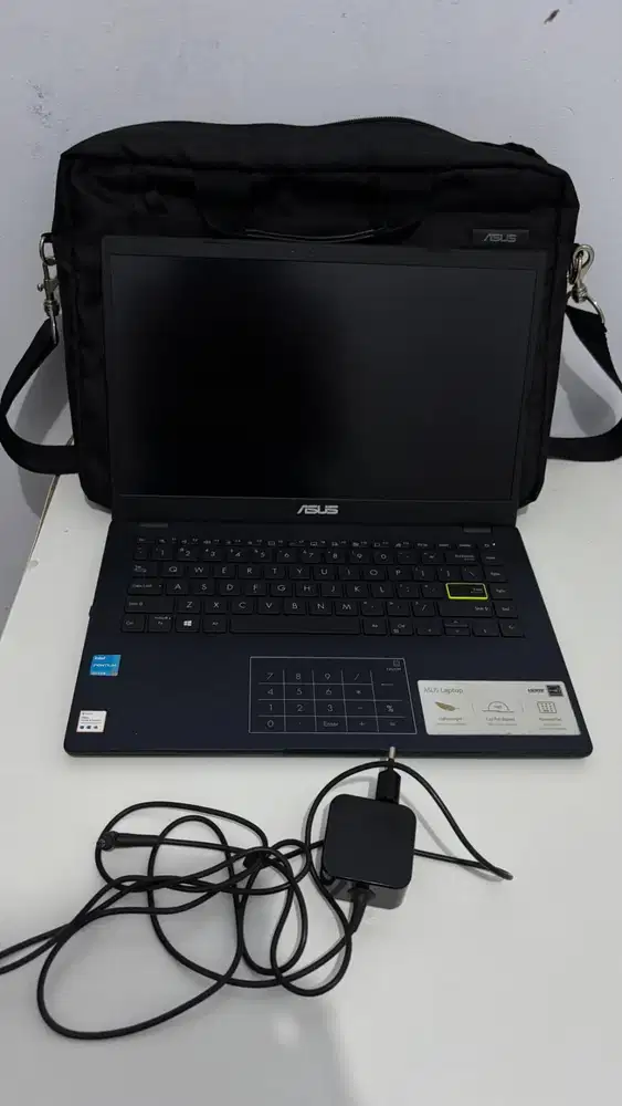 Jual Laptop Asus Vivobook E410KA