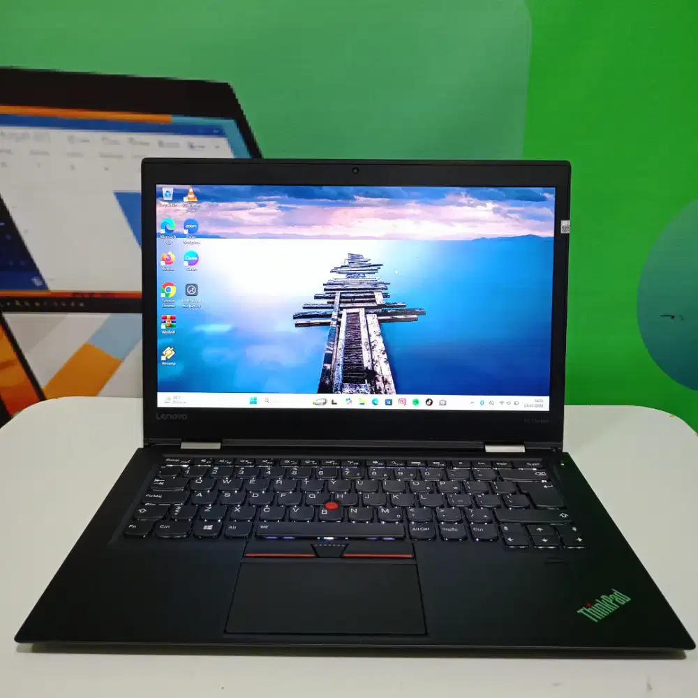 Laptop Lenovo X1 carbon 4th Core i7 gen 6 Ram 8GB SSD 256GB