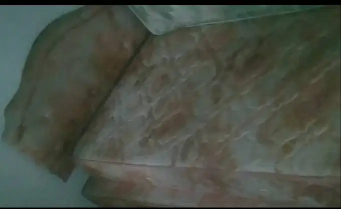 jual cepat 3 Kasur springbed (besar+tanggung+kecil) bonus sofa 321