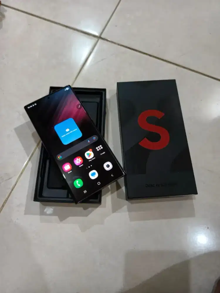 Samsung S22 Ultra 12/256
