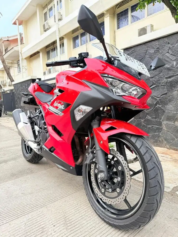 Kawasaki Ninja 250FI Low KM