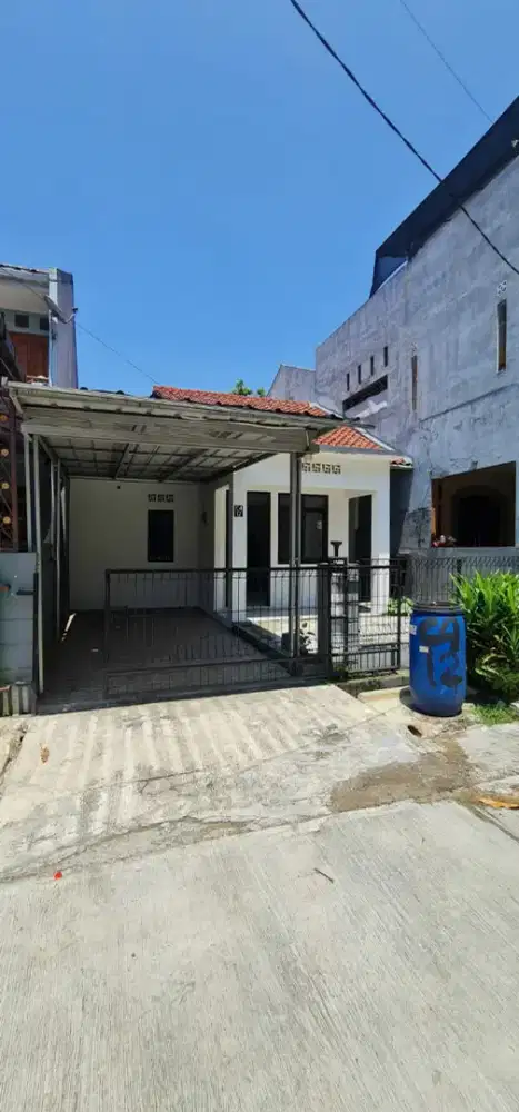 Disewakan Rumah di dalam komplek Perumahan Jatijajar,  Cimanggis Depok