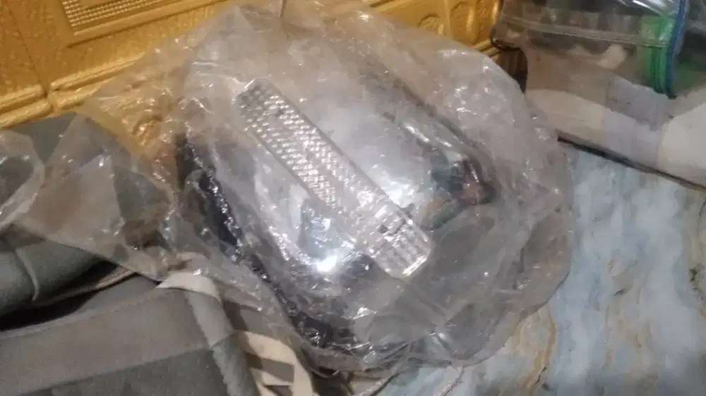 Asesori toyota innova lama