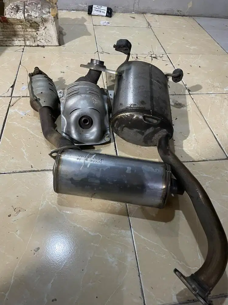 Knalpot original Honda jazz GK5 Fullset