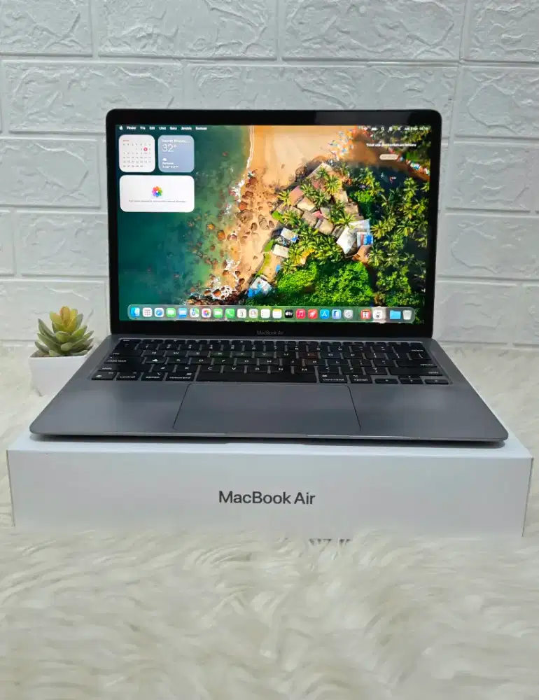 Macbook Air M1 256Gb Lengkap Bagus