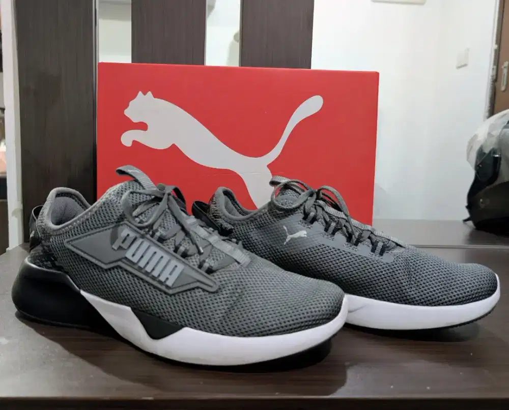 Sepatu Puma Running No 41