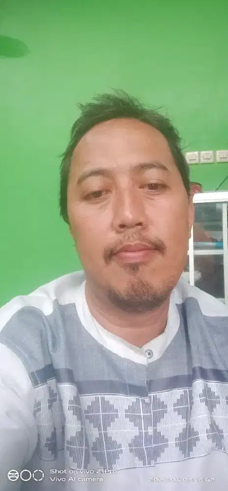 Mencari pekerjaan serabutan