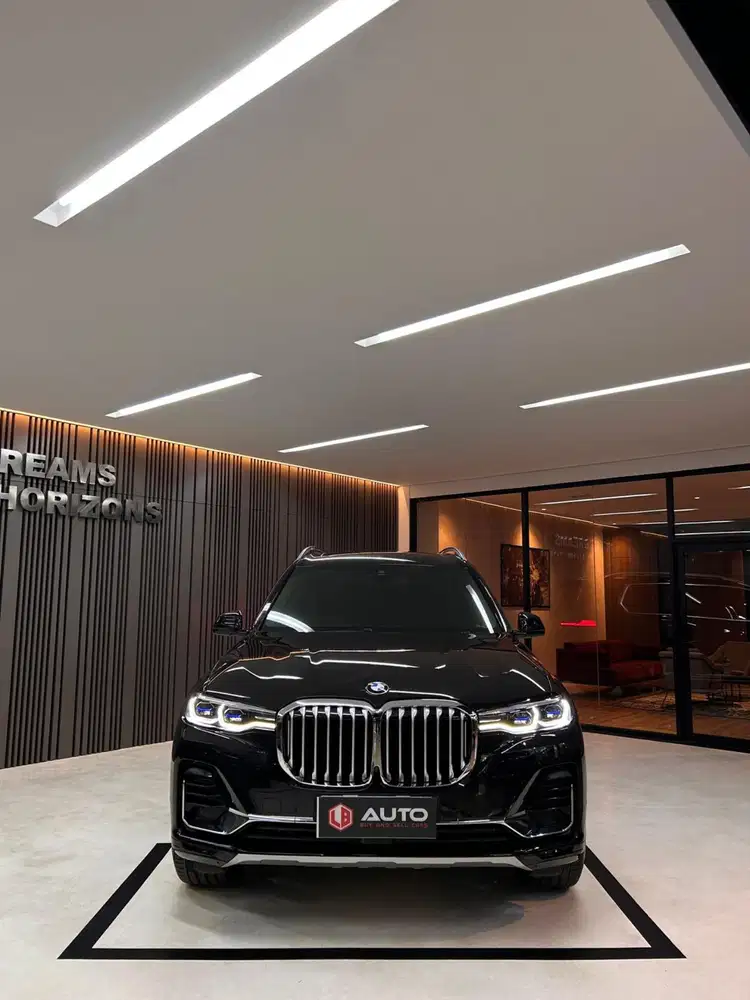 BMW X7 xDrive40i Opulence AT 2022 Hitam B8787BBB Km22rb Nik 2020