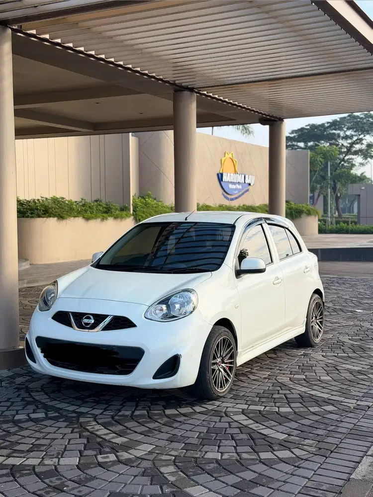 Nissan March 2016 Bensin