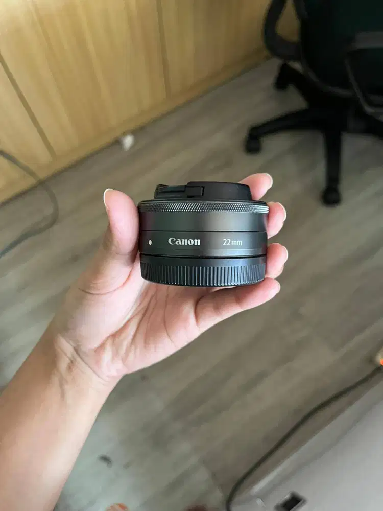 LENSA CANON EFM 22MM F2 STM