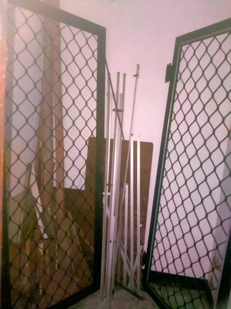 Jual pintu aluminium bekas copotan pintu rumah