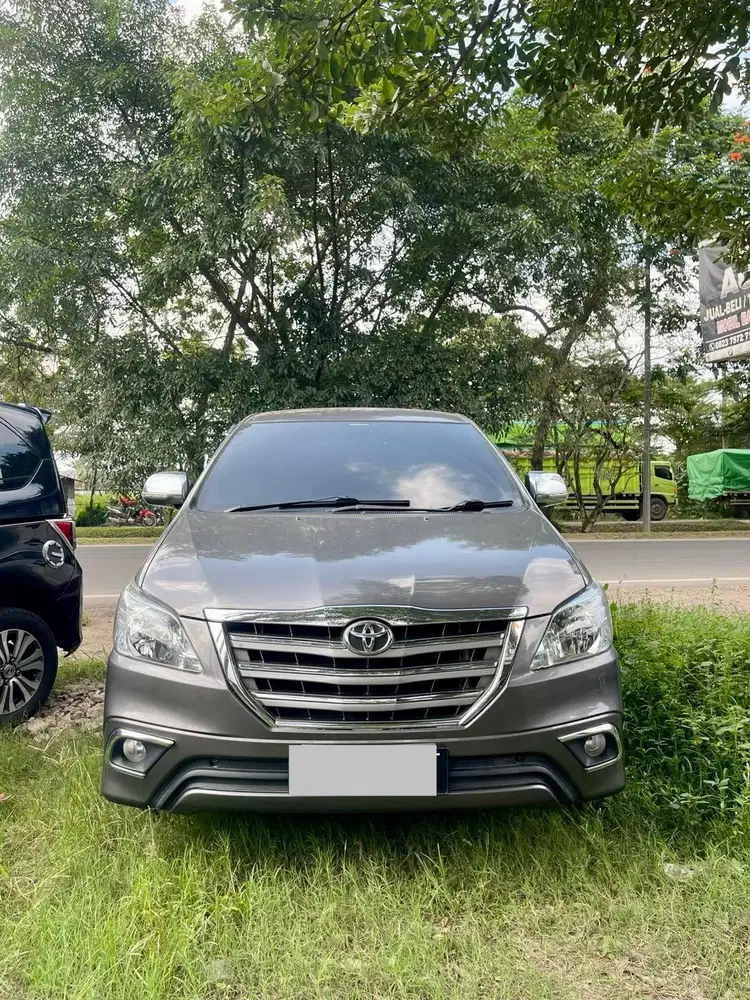 Rare item !! Innova 2.5 G AT 2012 / 2013