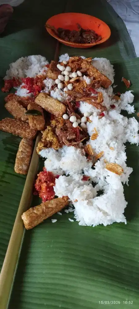 Sedang mencari-cari lowongan kerja