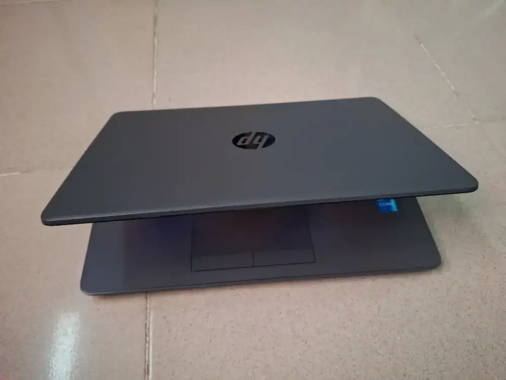 Bismillah di jual laptop hp slim core i3gen11 sdd256gb siap pakai