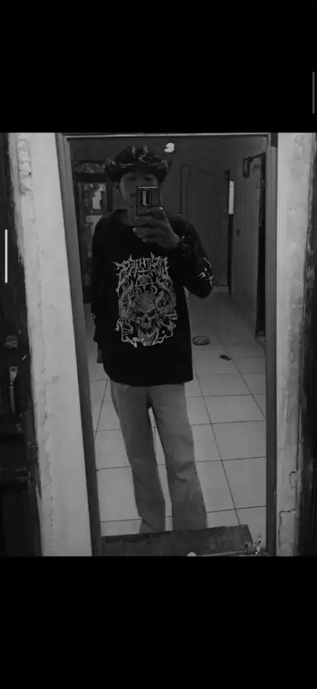 SAYA SEDANG MENCARI PEKERJAAN