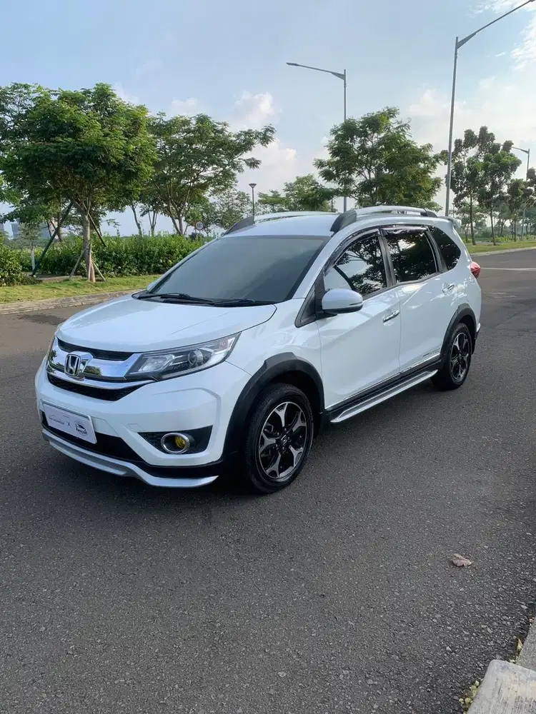 TERMURAH HONDA BR-V E PRESTIGE MATIC 2016 AT