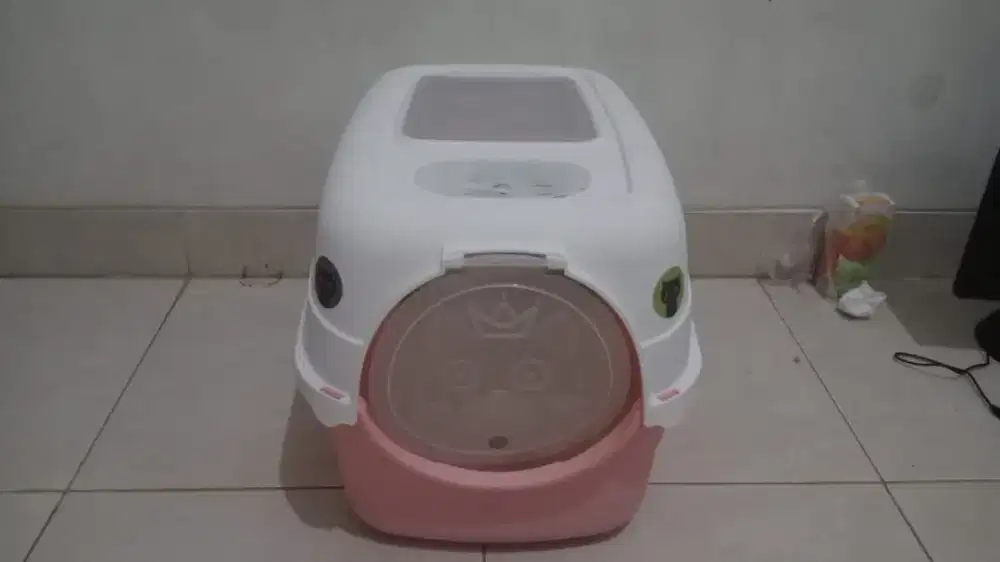 Kotak Pasir Tertutup Focat