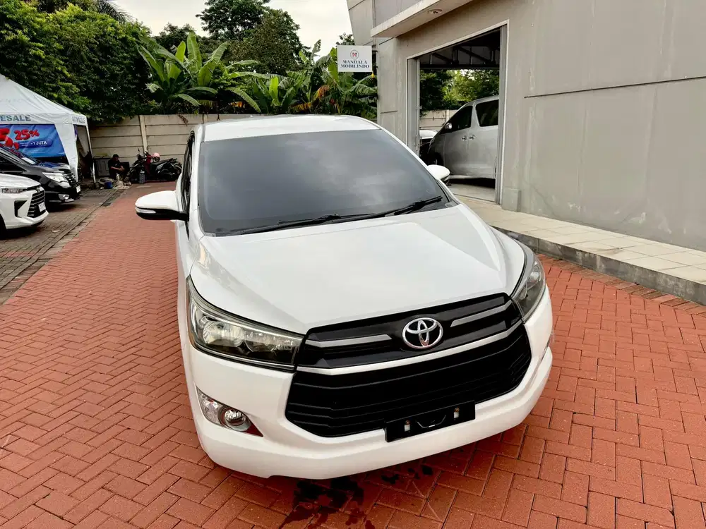 Toyota Innova reborn G 2.4 diesel 2016 AT super white