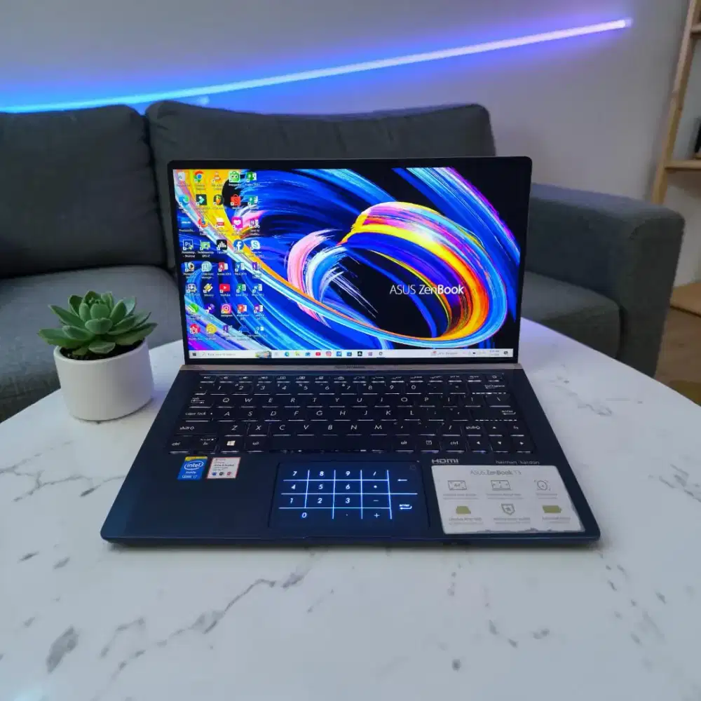 Laptop ASUS ZENBOOK CLASIC UX333FN RAM 16GB/SSD 512Gb Dual VGA Nvidia