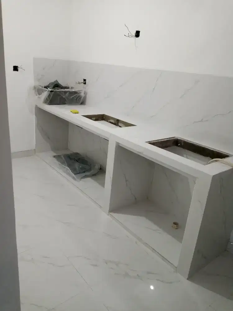 TUKANG BANGUNAN HARIAN DAN BORONGAN