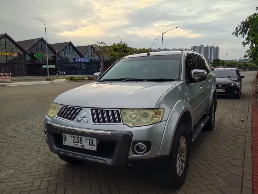 TERMURAH PAJERO SPORT EXCEED MATIC 2010 AT