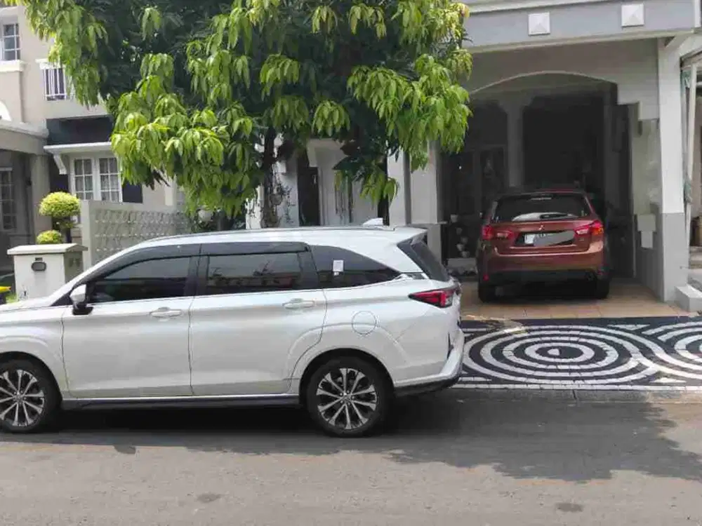 Dijual cepat rumah cantik 2,5Lantai dalam cluster idaman kota wisata