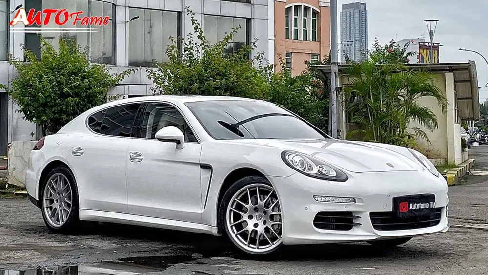 Porsche Panamera 3.0 S PDK FullSpec Sport Chrono Sport Plus NIK 2015