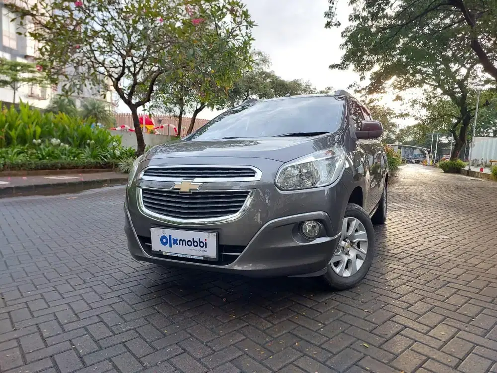 KM Low Pajak Hidup Harga Murah Chevrolet Spin 2015 NOM