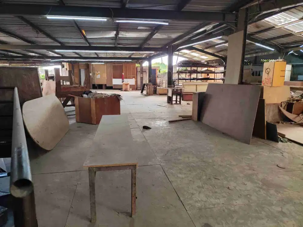 gudang besar siap pakai lokasi karang tengah tangerang