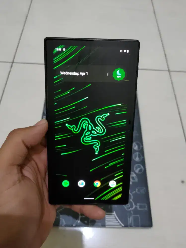 Razer edge With Razer kishi v2 Gaming Tablet handhled Android (nego)