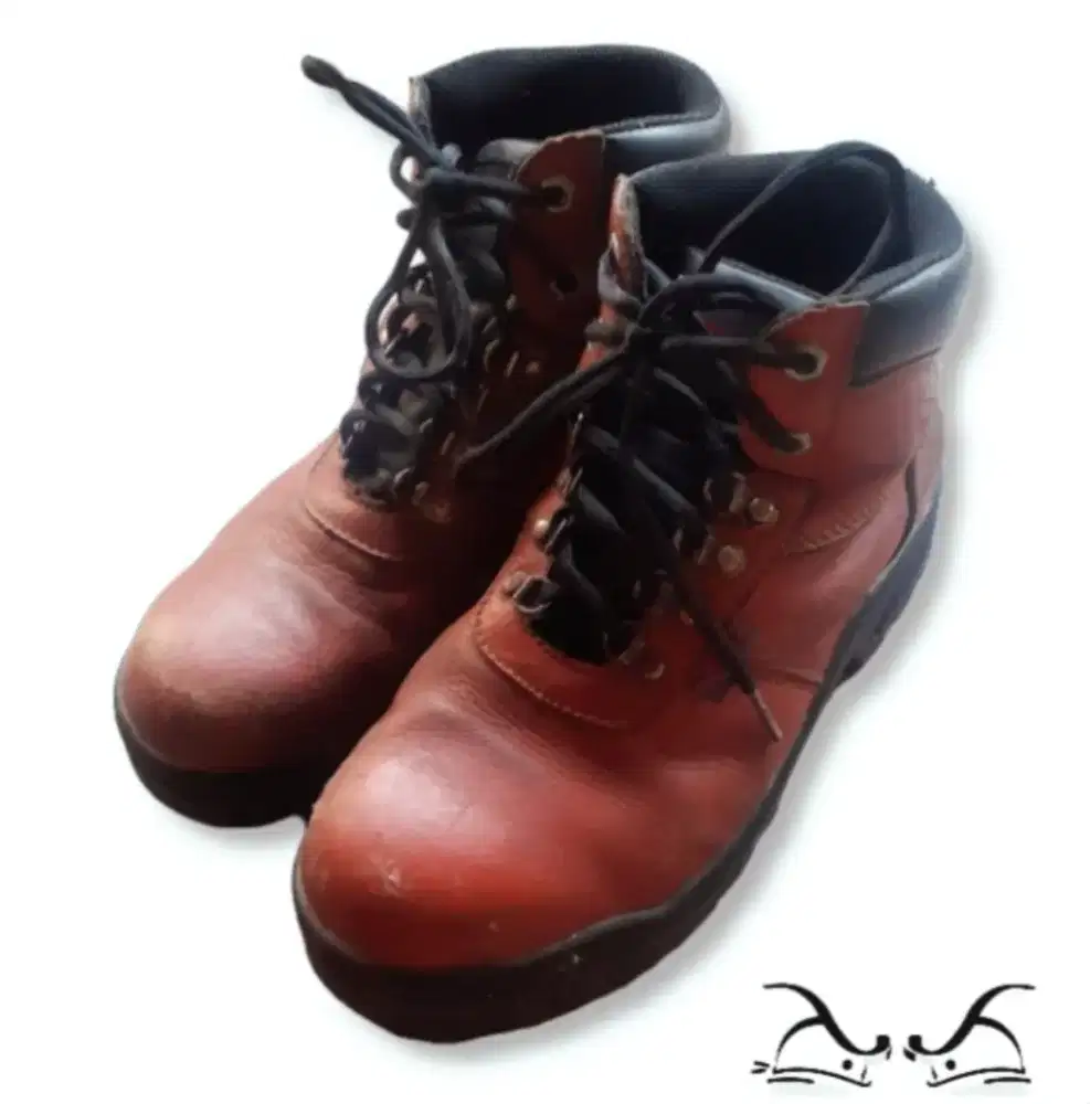 Sepatu safety original (Track)