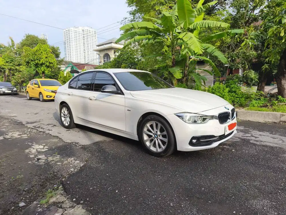 KM 60RB BMW F30 2016 SPORT BMW 320i 2016 BMW 320 BMW 2016 F30 2015