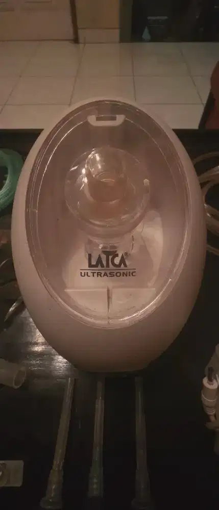 Ultrasonic Nebuliser ( merk laica )
