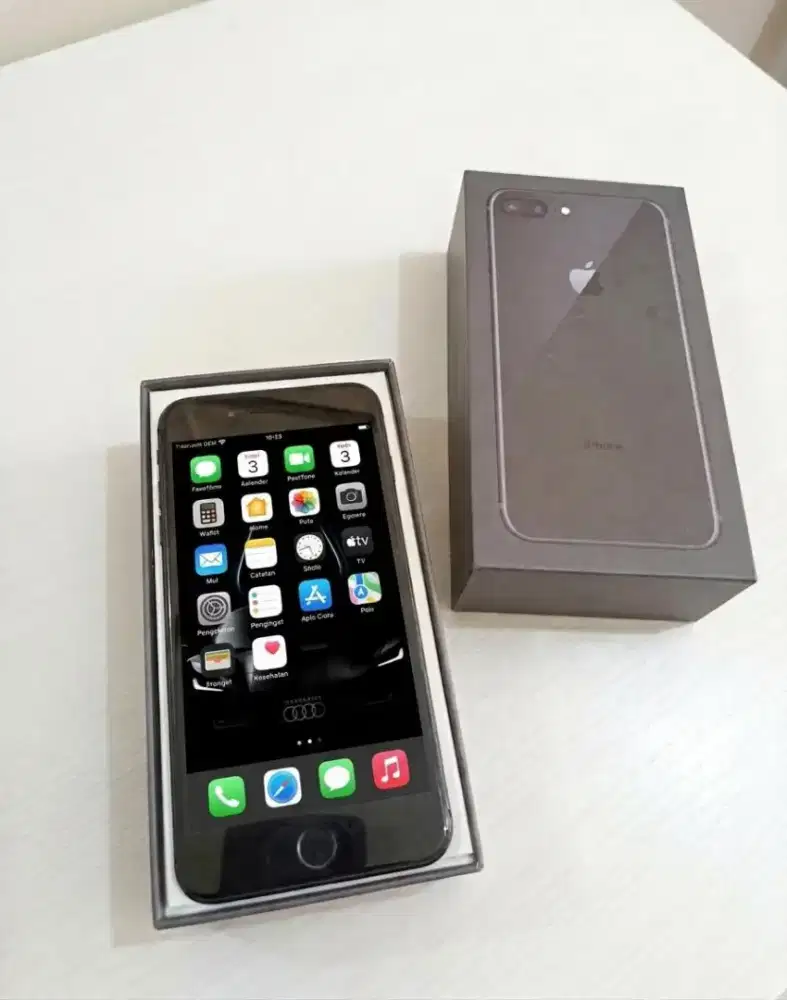 iPhone 8+ 256 All Operator Mulus BH 100