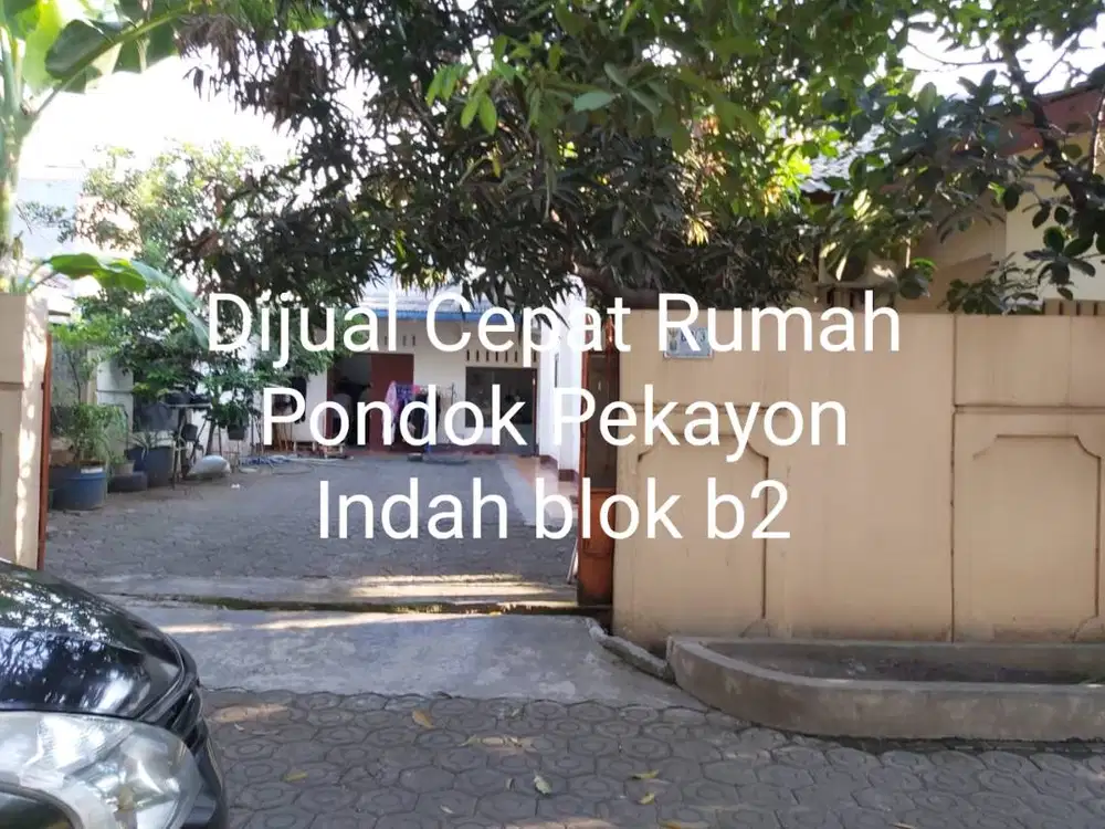 Jual Cepat posisi hoek, luas tanah besar bagus untuk bangun rumah baru