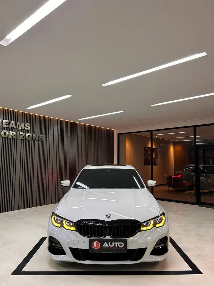 Bmw 330i M-Sport AT 2022 Putih Km7rb D7UWT