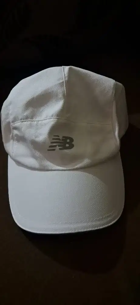 Topi new balance