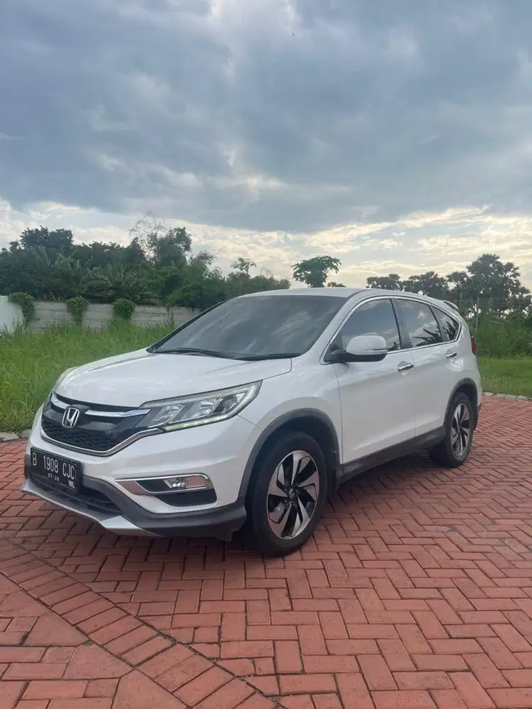 CRV 2.4 matic putih 2016