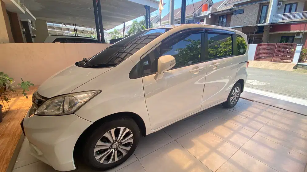 Honda Freed 2013 Bensin