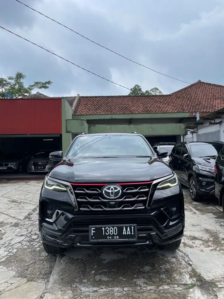 Toyota fortuner 2.4 TRD 2021