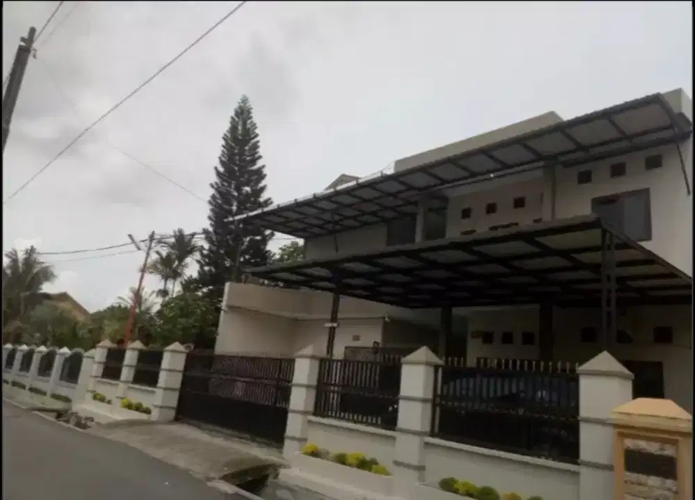 Kost yang tenang dan nyaman