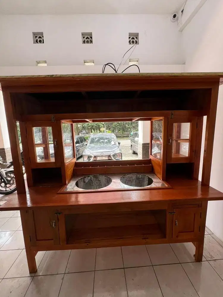 Gerobag Bakso Mie Ayam & Meja Kursi Lengkap Kondisi Bagus